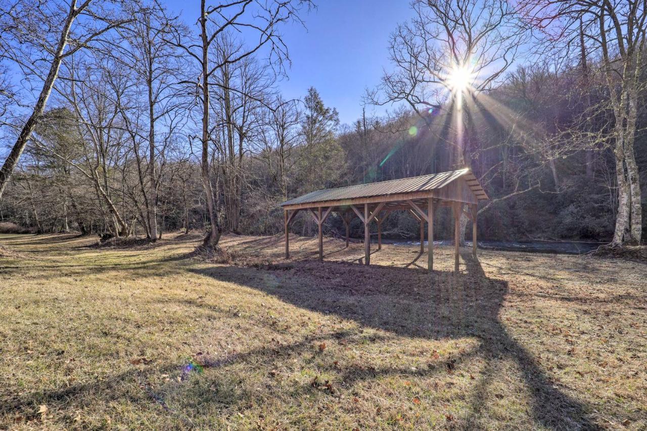 Spruce Pine Riverfront Rental Deck And 2 Fire Pits! Экстерьер фото